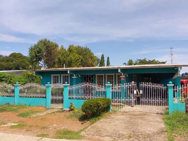 House for Sale in Aguadulce - Barriada San Roque
