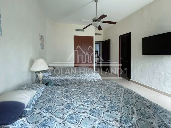 Sold Suitable in Punta Barco
