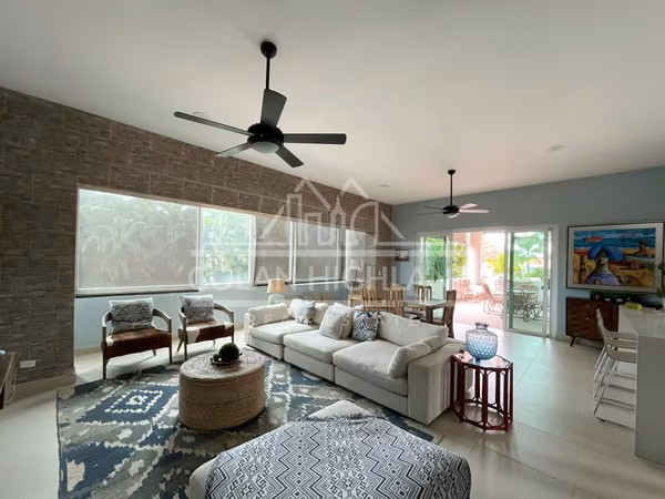 Sold Suitable in Punta Barco