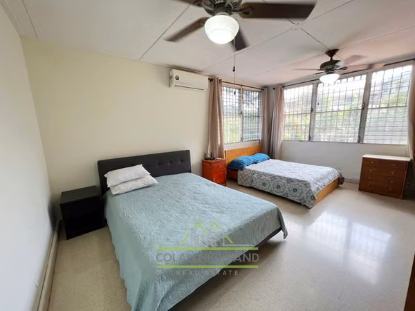 House for Sale in Los Angeles, Betania