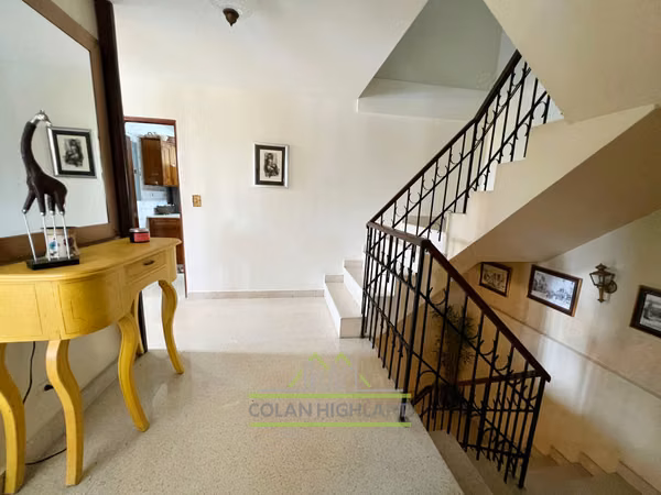 House for Sale in Los Angeles, Betania