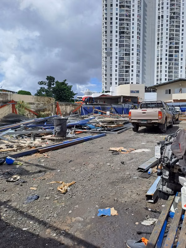 RENT LAND PARQUE LEFEVRE ID 7026