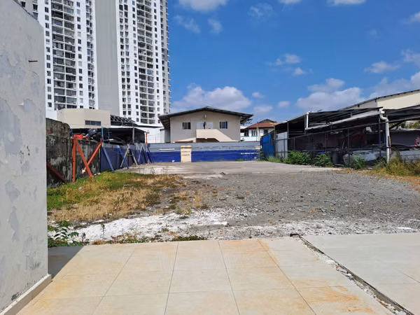 RENT LAND PARQUE LEFEVRE ID 7026