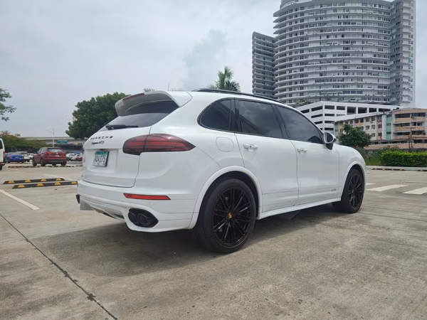 Porsche Cayenne GTS