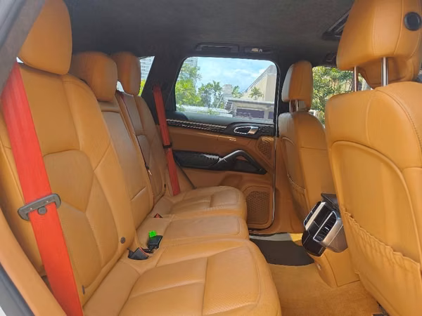 Porsche Cayenne GTS