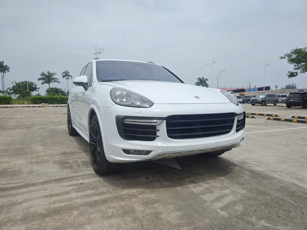 Porsche Cayenne GTS