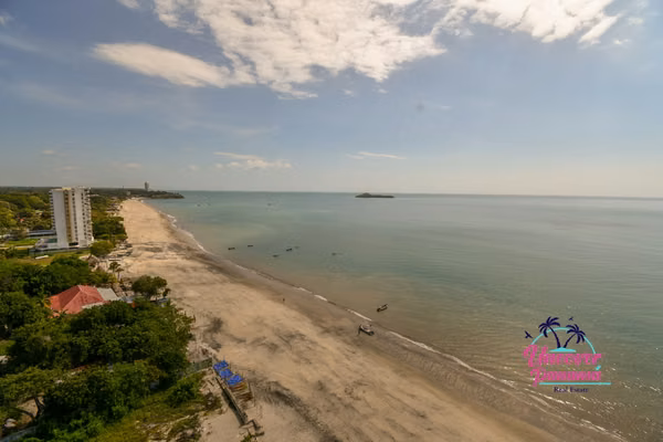 Apartment Rental in Farallon Beach – Oceanfront Torre Patricia Italia