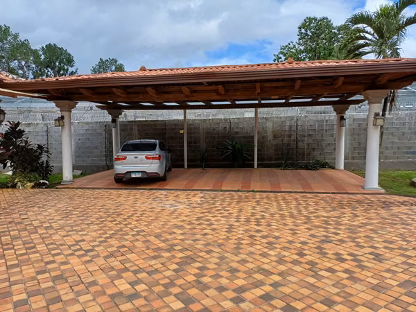 Venta de lujosa casa en David - Chiriqui