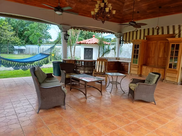 Venta de lujosa casa en David - Chiriqui
