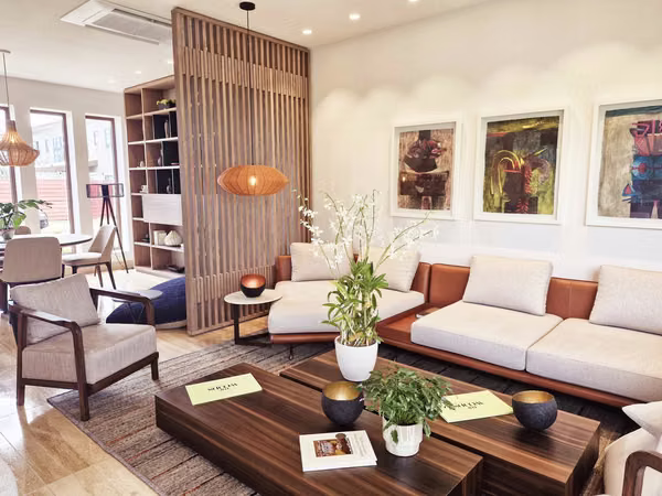 THE WOODS LAKE VIEW 4 Bedrooms US$1,303,000