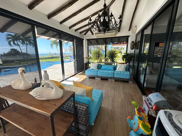 SELLS BEACH HOUSE WITH POOL AND BOHIO IN VISTAMAR SAN CARLOS