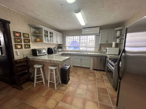 SELLS BEACH HOUSE WITH POOL AND BOHIO IN VISTAMAR SAN CARLOS