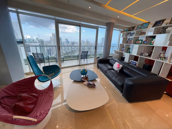 PENTHOUSE PH YACTH CLUB - APARTAMENTO AMOBLADO - VISTA AL MAR - PANAMA