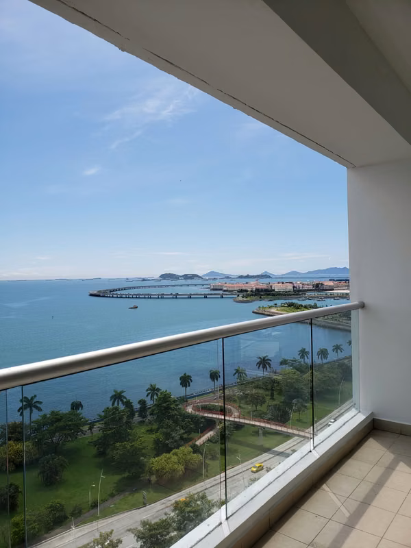 Apartment Rental in Av Balboa - Rivage Tower