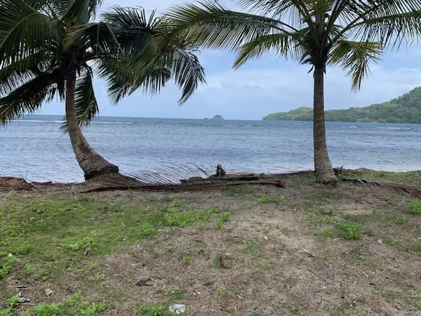 Land for sale in Portobelo