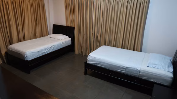 House sale with four apartment units