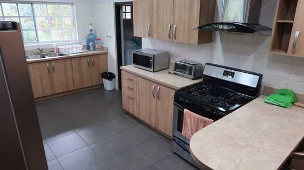 House sale with four apartment units
