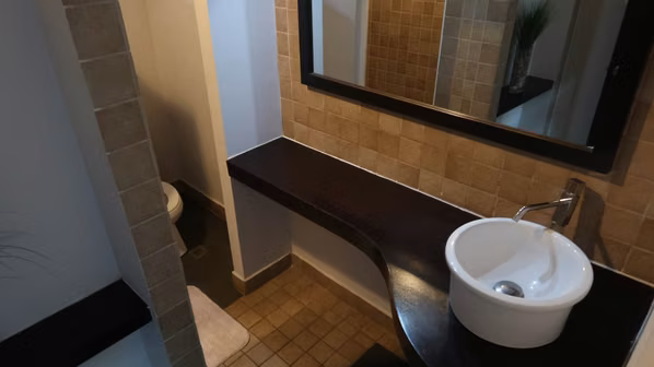 House sale with four apartment units