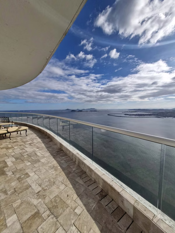 THE POINT penthouse 890m2 AMOBLAO de LUJO $3,250,000