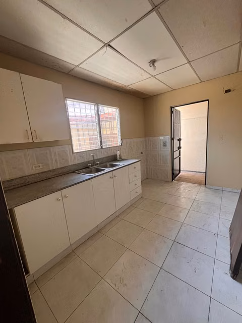 Venta de Casa - Brisas de Arraijan