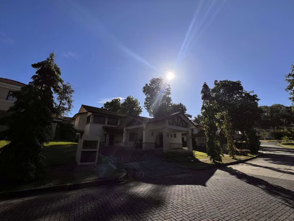 House sale in Panama Pacifico - Woodland