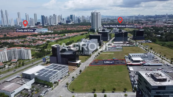 Se vende terreno en Santa Maria Business District - Santa Maria