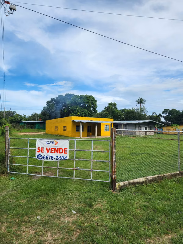 I SELL HOUSE IN PENONOME, THE COCONUT