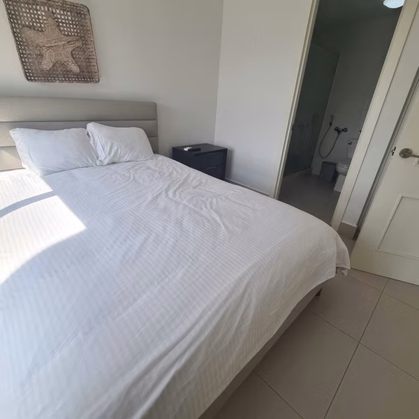 VENDO APARTAMENTO. PUNTA CAELO. SAN CARLOS. PLAYA. PADEL.