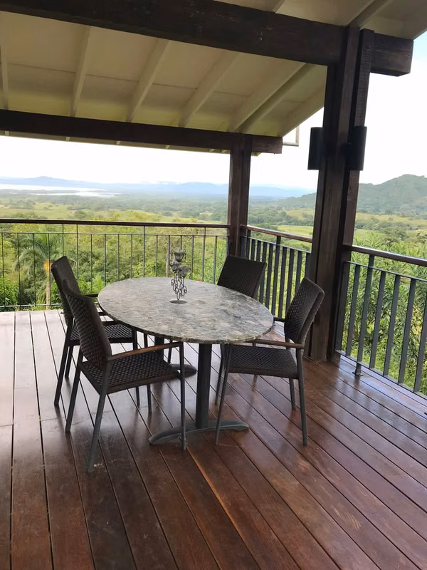 Luxury house for sale in Cañas