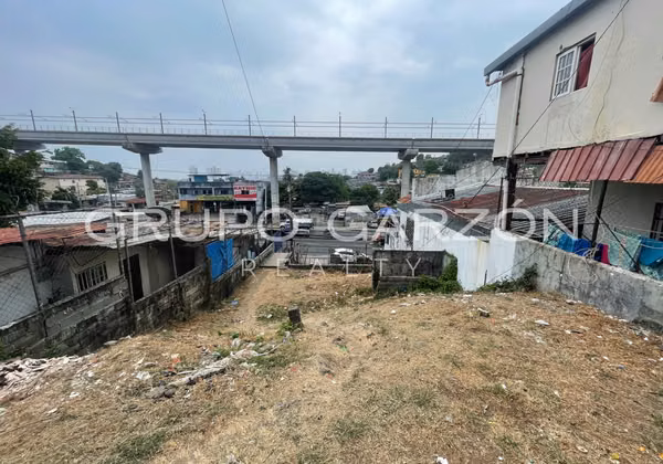 Venta terreno comercial en Avenida Domingo Diaz (frente Metro Panamá)