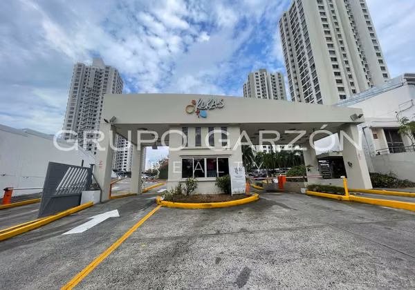 Apartment for sale in Condado del Rey (PH Rokas)