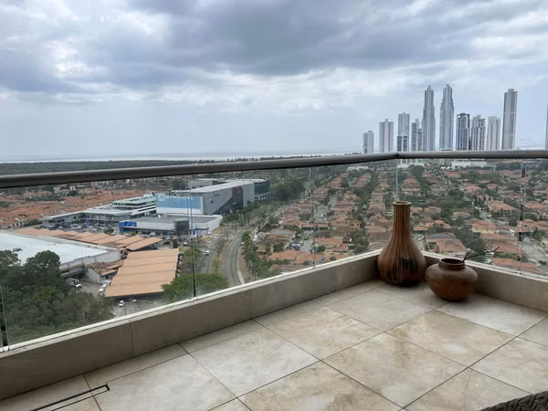 Venta de Apartamento en PH Greengarden – Santa María