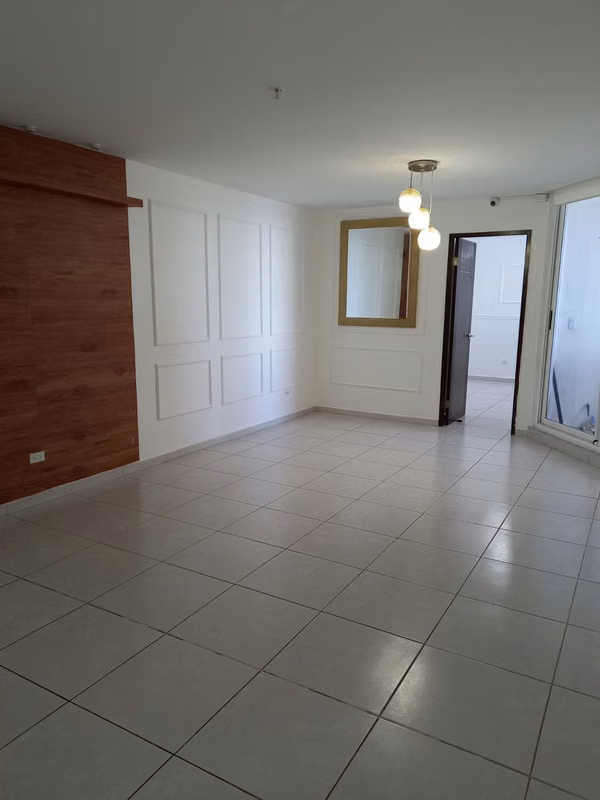 Venta de apartamento en Ave. Balboa