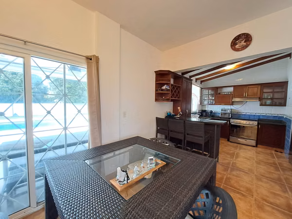 SALE HOUSE PALYA BLANCA RIO HATO PANAMA ID 7045