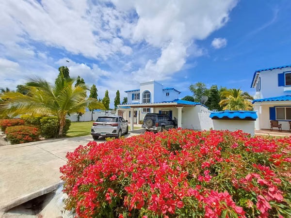 SALE HOUSE PALYA BLANCA RIO HATO PANAMA ID 7045