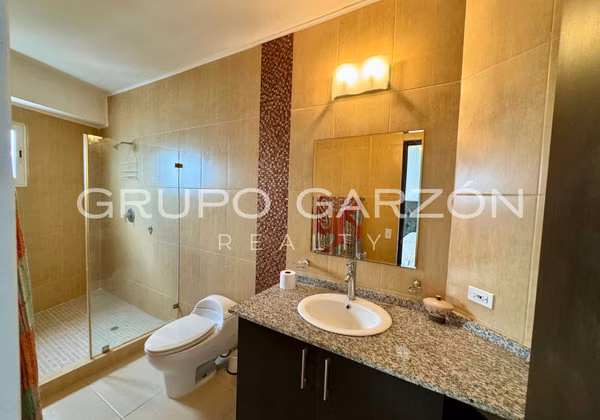 Beach Apartment for sale in Playa Blanca (PH Patricia Italia)