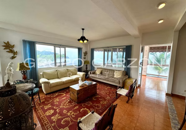 Venta de casa en Playa Blanca (Villa Las Leonores)