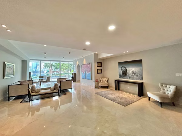 APARTMENT VIEWPOINTS TIP PAITILLA FOR SALE