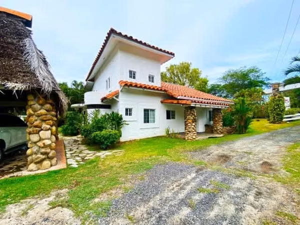 House for sale in Punta Barco Resort