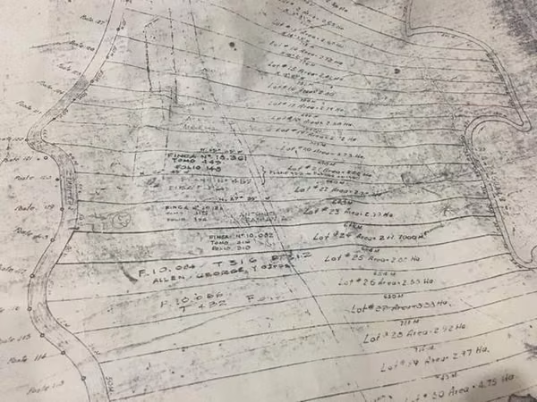Land in Arraijan, Pan-American Highway