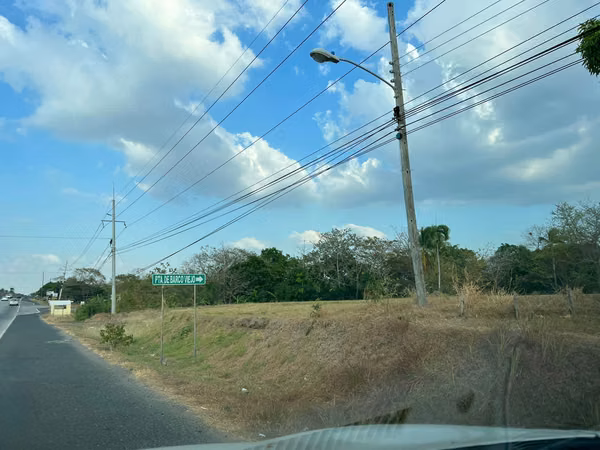 Se alquila terreno frente a la Panamericana en Punta Barco Viejo
