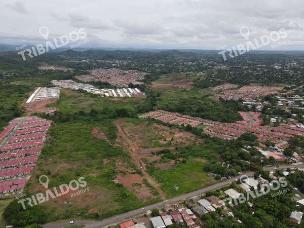 VENTA DE TERRENO EN PLAYA LEONA, LA CHORRERA