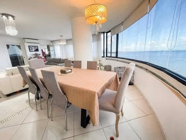 Remodeled apartment for sale in Coco del Mar