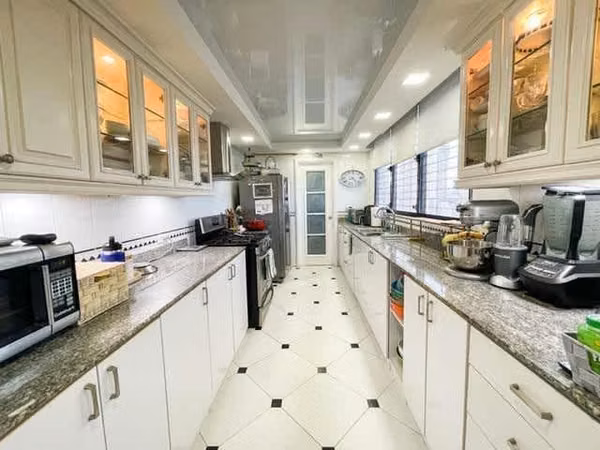 Remodeled apartment for sale in Coco del Mar