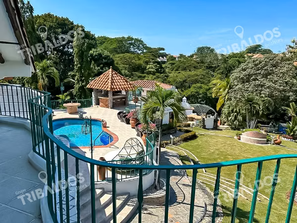 SE VENDE HACIENDA EN PUNTA BARCO RESORT
