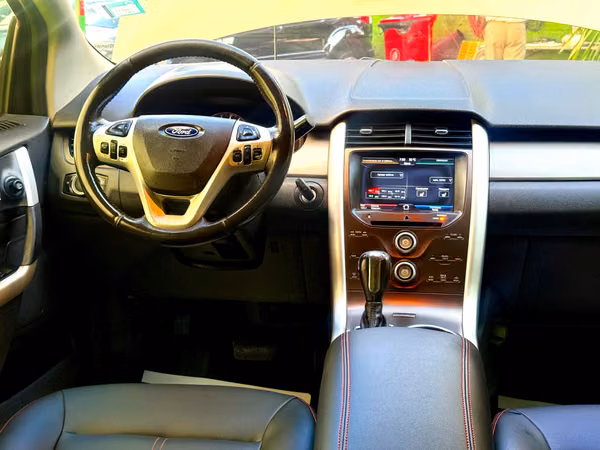 FORD EDGE 2012 AUTOMATIC AS THIS IN THE PHOTOS