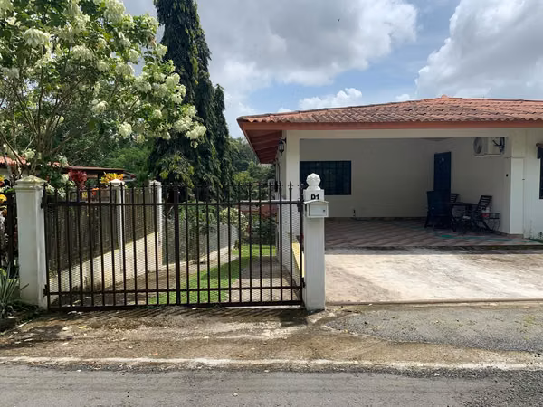 House sale in Las Cumbres