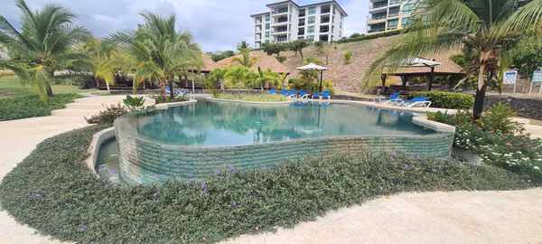 VENDO APARTAMENTO. ENSENADA. PLAYA. CORONADO. PLANTA BAJA. JARDIN.