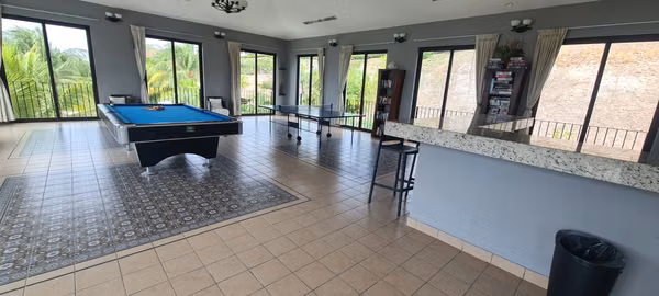 VENDO APARTAMENTO. ENSENADA. PLAYA. CORONADO. PLANTA BAJA. JARDIN.