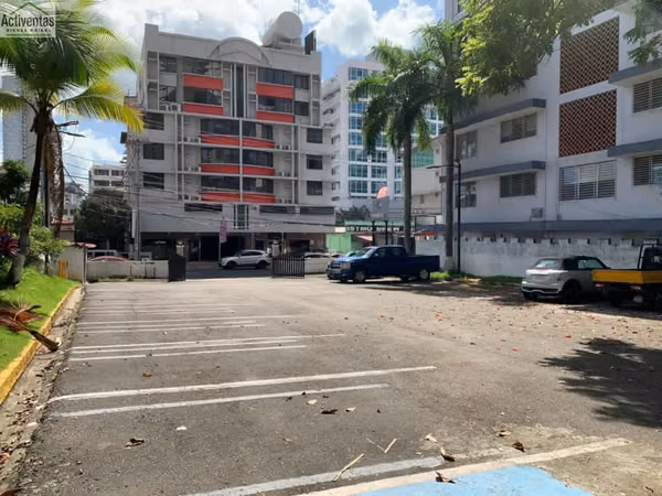 Land sale in El Cangrejo